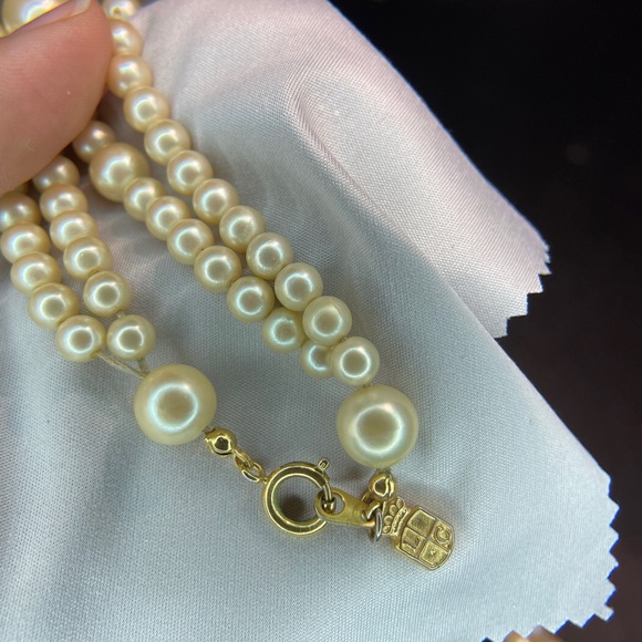 Vintage 80s Liz Claiborne signed faux pearl necklace - Picture 4 of 4